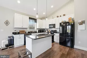 11183 Drogheda Mountain Rd, Rixeyville, VA 22737 - Photo 9