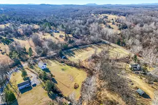 11183 Drogheda Mountain Rd, Rixeyville, VA 22737 - Photo 43