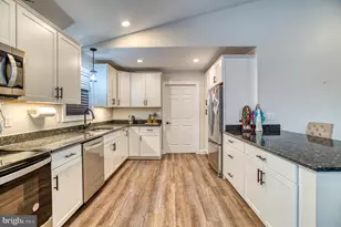 13084 Stonehouse Mountain Rd, Culpeper, VA 22701 - Photo 5