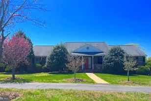 5265 Bear Holw Ln, Amissville, VA 20106 - Photo 1