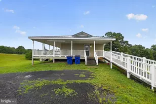 18628 Springs Rd, Jeffersonton, VA 22724 - Photo 9