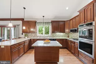 2455 Durham Pl, Jeffersonton, VA 22724 - Photo 11