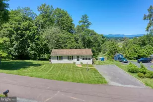 18318 Fox Mountain Ln, Culpeper, VA 22701 - Photo 1