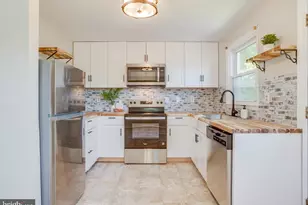 18318 Fox Mountain Ln, Culpeper, VA 22701 - Photo 7