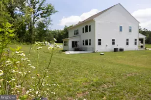 2375 Hawkshill Dr, Jeffersonton, VA 22724 - Photo 15