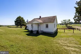 12203 Mystic Hill Ln, Culpeper, VA 22701 - Photo 3