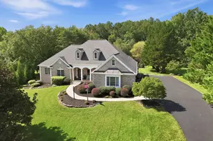 17492 Berkshire Dr, Jeffersonton, VA 22724 - Photo 1