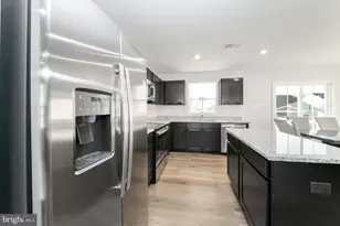 18256 Capital Ct, Ruther Glen, VA 22546 - Photo 11