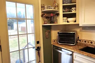 229 Maury Ave, Bowling Green, VA 22427 - Photo 13