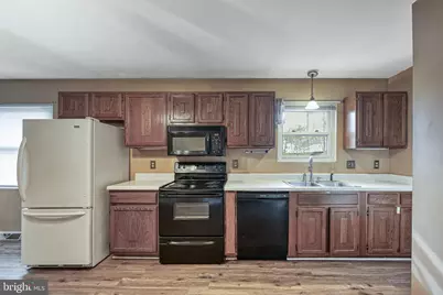 417 Lake Caroline Drive, Ruther Glen, VA 22546 - Photo 15