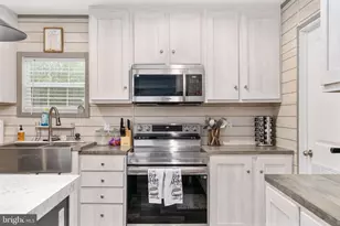 29373 Westward Ln, Doswell, VA 23047 - Photo 13