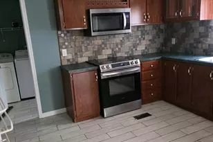 7118 Tanglewood Dr, Fredericksburg, VA 22408 - Photo 5