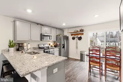 18049 Jackson Drive, Bowling Green, VA 22427 - Photo 5