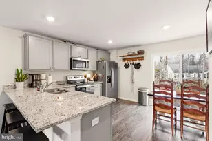 18049 Jackson Dr, Bowling Green, VA 22427 - Photo 5