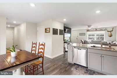 18049 Jackson Drive, Bowling Green, VA 22427 - Photo 7