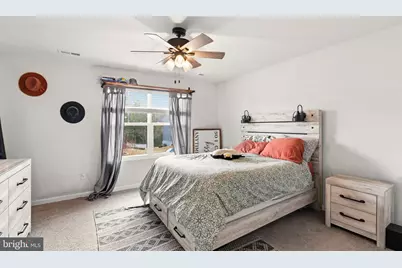 18049 Jackson Drive, Bowling Green, VA 22427 - Photo 11