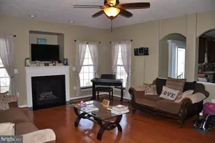 10621 Gallant Fox Way, Ruther Glen, VA 22546 - Photo 17