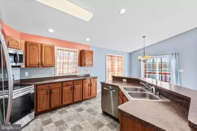 686 Lake Caroline Drive, Ruther Glen, VA 22546 - Photo 25