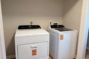 203 Sea Cliff Dr, Ruther Glen, VA 22546 - Photo 7