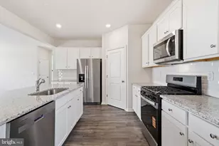 17446 Clark & York Blvd, Ruther Glen, VA 22546 - Photo 13