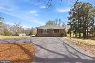 18246 White Pine Dr, Milford, VA 22514 - Photo 33