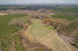 23205 Carneal Ln, Ruther Glen, VA 22546 - Photo 9