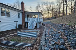 14464 Lipscomb Hill Ln, Milford, VA 22514 - Photo 11