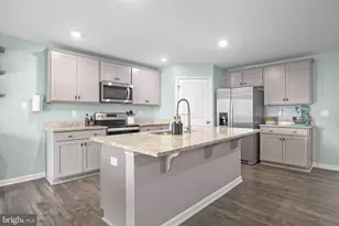 16041 Grant Ct, Bowling Green, VA 22427 - Photo 9
