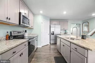 16041 Grant Ct, Bowling Green, VA 22427 - Photo 13