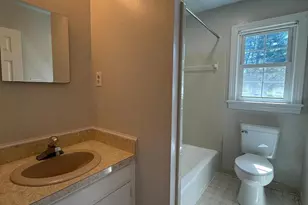 216 W Broaddus Ave, Bowling Green, VA 22427 - Photo 13