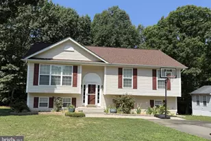 195 Land Or Dr, Ruther Glen, VA 22546 - Photo 1