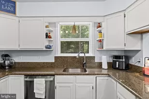 71 Lake Caroline Dr, Ruther Glen, VA 22546 - Photo 15