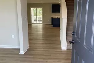 18045 S Vlg Dr, Ruther Glen, VA 22546 - Photo 3