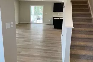 18045 S Vlg Dr, Ruther Glen, VA 22546 - Photo 5