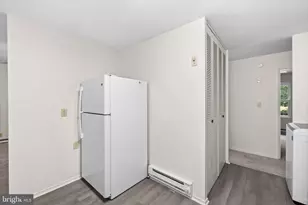 14401 Crystal Ct, Woodford, VA 22580 - Photo 7