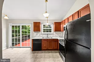 737 Glen Cove Dr, Ruther Glen, VA 22546 - Photo 9