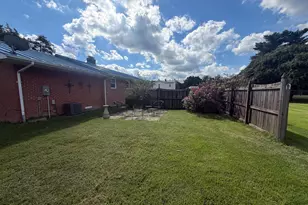 16184 Melville Ln, Bowling Green, VA 22427 - Photo 5