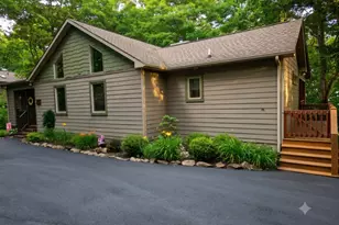 457 E Catoctin Dr, Roseland, VA 22967 - Photo 5