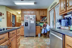 147 Freshwater Cove Ln, Lovingston, VA 22949 - Photo 9