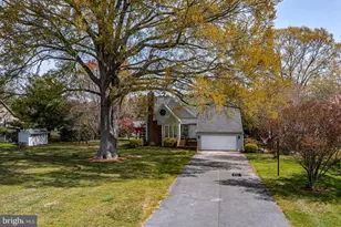 150 E Harbor Dr, Reedville, VA 22539 - Photo 3