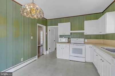 742 Main Street, Reedville, VA 22539 - Photo 11