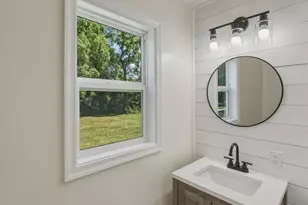 2426 Hampton Hall Rd, Callao, VA 22435 - Photo 27