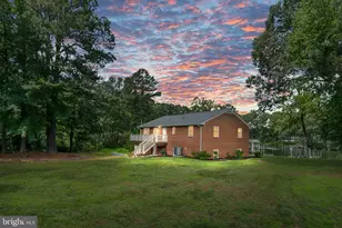 279 Harbor Dr, Reedville, VA 22539 - Photo 9