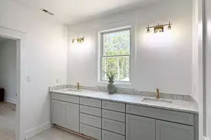 107 Galway Bay Ln, Kilmarnock, VA 22482 - Photo 13