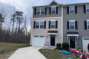 2862 Farzi Cir, Locust Grove, VA 22508 - Photo 3