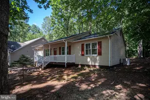 303 Mt Pleasant Dr, Locust Grove, VA 22508 - Photo 3