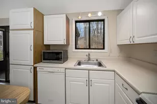 213 Mt Pleasant Dr, Locust Grove, VA 22508 - Photo 13