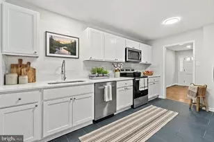 10316 Meadows Rd, Locust Grove, VA 22508 - Photo 3