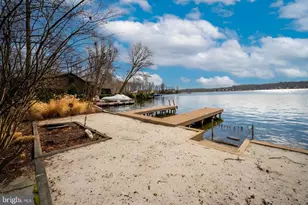 221 Wakefield Dr, Locust Grove, VA 22508 - Photo 7