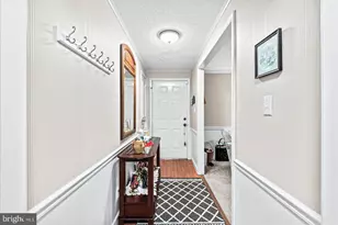 604 Stratford Cir, Locust Grove, VA 22508 - Photo 7